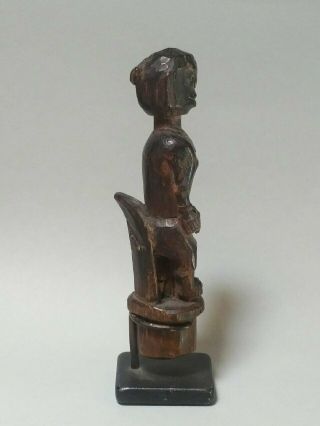 Borneo Dayak shamanic medicine figure stopper,  old and authentic wood carving 7