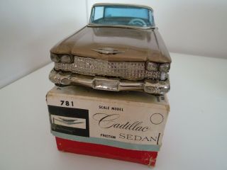 VINTAGE BANDAI LARGE SCALE CADILLAC 62 SERIES SEDAN BOX 1960s VGC JAPAN 2