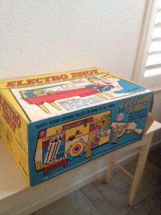 VINTAGE TOY: 1967 Electro Shot Shooting Gallery by MARX - 8