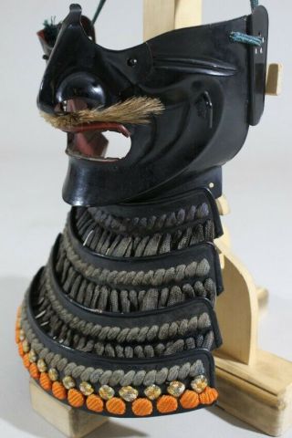 Menpo (mask) Of Yoroi (armor) : 10.  2 × 8.  7 × 4.  7 " 460g