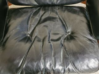 herman miller eames lounge chair 2nd Generation. 4