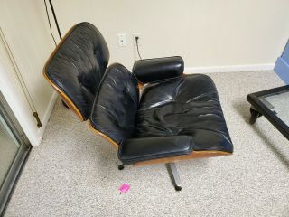 herman miller eames lounge chair 2nd Generation. 5