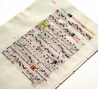 SCARCE ILLUMINATED MANUSCRIPT PROCESSIONAL LEAF 1550,  MUSIC - INITIALS WITH GOLD 3