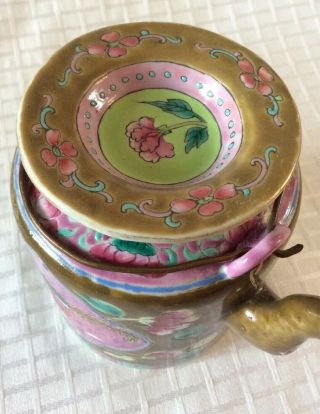 Antique Chinese Porcelain Teapot Stamp To Base Rare. 4