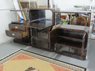 OUTRAGEOUSLY CHIC 70s LUCITE & BURL LAMINATE WOOD WALL DISPLAY UNIT w/ LIGHT 4