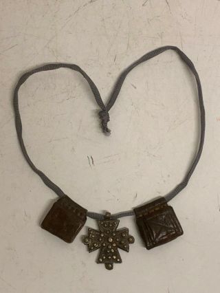 190625 - Tribal Ethiopian Necklace With Cross And 2 Amulets - Ethiopia.