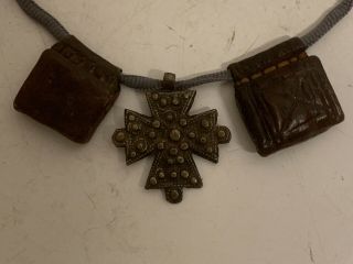 190625 - tribal Ethiopian necklace with cross and 2 Amulets - Ethiopia. 2