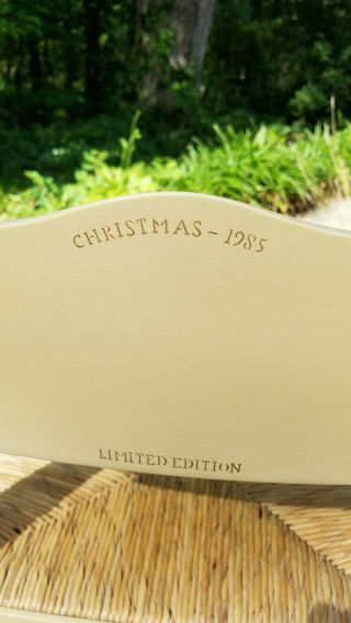 SPECTACULAR HITCHCOCK CHAIR CHRISTMAS 1985 LTD.  ED ALL NEAR 5