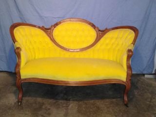 Antique Victorian Humpback Carved Loveseat / Sofa Couch,  Pick Up Only