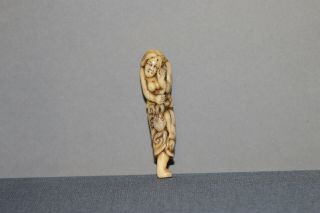 Antique Japanese Netsuke Woman With Octopus