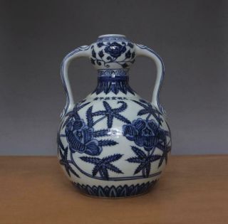 Xuande Signed Antique Chinese Blue And White Porcelain Vase W/flower