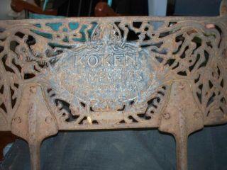 ANTIQUE KOKEN BARBER CHAIR FOOTREST IN RESTORABLE 3