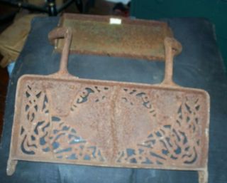 ANTIQUE KOKEN BARBER CHAIR FOOTREST IN RESTORABLE 5