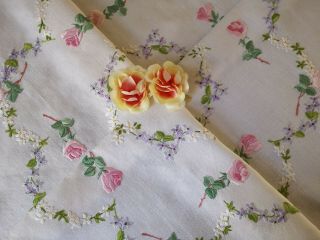 EXQUISITE VTG HAND EMBROIDERED LINEN TABLECLOTH PINK ROSES FORGET ME NOTS 5