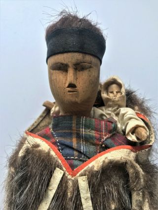 Antique Inuit Native American Greenland Wood Doll w Papoose in Orig Box 5