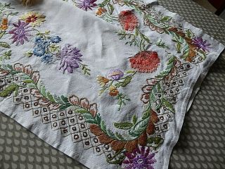 VINTAGE HAND EMBROIDERED TABLECLOTH=BEAUTIFUL RAISED EMBROIDERY /SUPERB FLOWERS 6