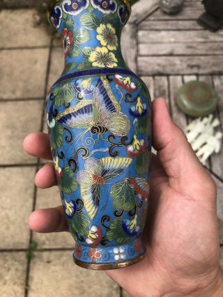 CHINESE CLOSIONNE VASE 19TH CENTURY QING BUTTERFLY DECORATION 3