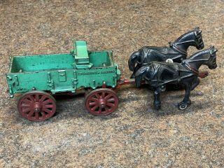 Arcade Cast Iron Mccormick Deering Green Wagon With Horse Team And Seat Rare