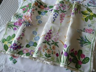 Vintage Hand Embroidered Tablecloth - Flower Gardens - Stunning Work