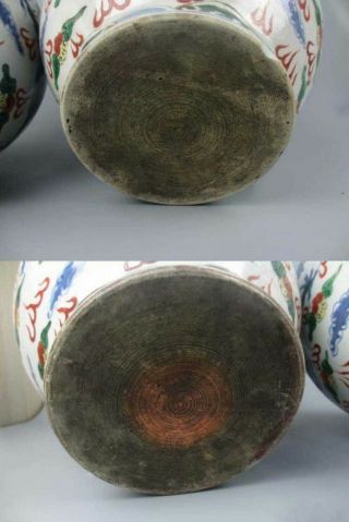 A pair Chinese antique porcelain wucai Dragon - phoenix pattern vase 11