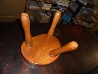 Bob Wrenman Hunter - Lovely little tripod stool - Mouseman apprentice Wren Man 3