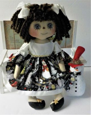 HANDMADE Primitive Raggedy Ann DOLL GLITTERING CHRISTMAS IN JULY/ SNOWMAN DOLL 10