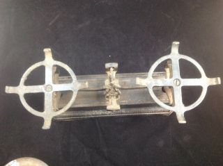 Antique/Vintage Cast Iron Balance Scale W/Two Copper Trays 6