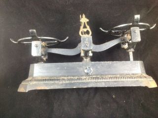 Antique/Vintage Cast Iron Balance Scale W/Two Copper Trays 8