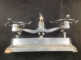 Antique/Vintage Cast Iron Balance Scale W/Two Copper Trays 9