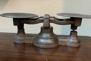 Vintage Cast Iron Balance Scale