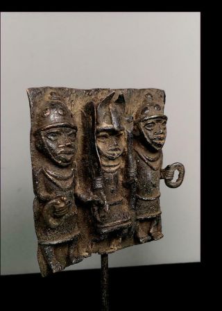 Old Tribal Bronze Benin king and warriors Figure Plaque - Nigeria 2