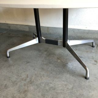 Eames / Herman Miller Segmented Dining Conference Table Aluminum Base Racetrack 2