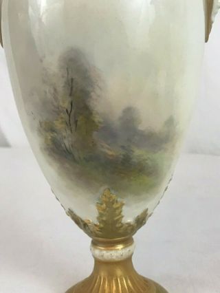 Vase.  Royal Worcester Signed by James Stinton.  Game Birds Pheasants.  1911 4
