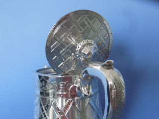 Silver Coffee Pot - Edward & John Barnard.  London 1862 28.  5oz / 887.  4gm 4