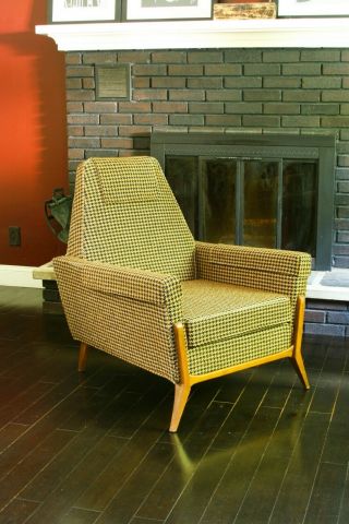 Vintage Mid Century Modern Upholstered Black & Tan Herringbone Arm Accent Chair