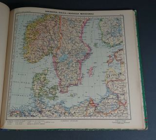 1939 Italian Giuseppe Pennesi Geography Atlas Physical&Political Map G.  B.  Paravia 9