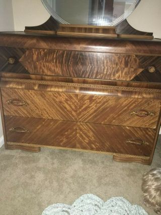 Antique art deco Dresser from the early 1940 ' s PRISTINE 10