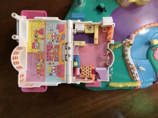 1996 Bluebird Polly Pocket Magical Movin’ Pollyville Playset COMPLETE 5