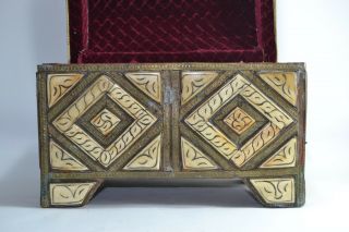 Antique engraved moroccan copper camel bone box islamic old Art Carved 4