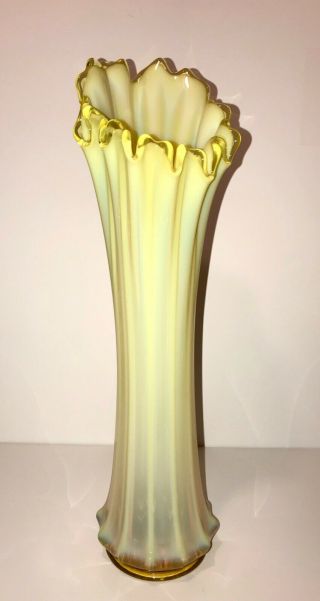 Vintage 18 " Fostoria Heirloom Yellow Opalescent Vaseline Glass Swung Vase Mcm