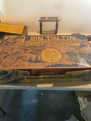 1956 Marx Rin Tin Tin Fort Apache Playset 2