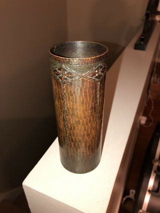 Rare Roycroft 7” Cylinder Hammered Copper Vase 202 Aurora/caramel Brown