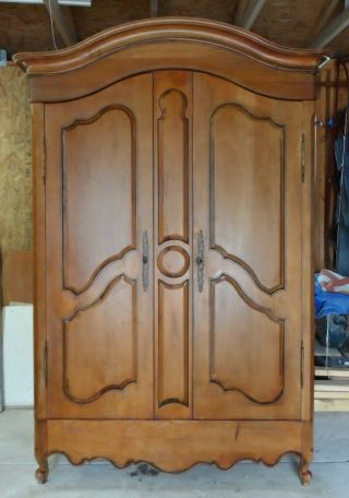 HABERSHAM WALNUT ARMOIRE FRENCH COUNTRY STYLE WARDROBER ENTERTAINMENT TV CABINET 2
