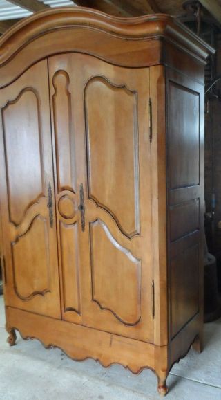 HABERSHAM WALNUT ARMOIRE FRENCH COUNTRY STYLE WARDROBER ENTERTAINMENT TV CABINET 4