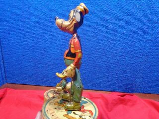 Vintage Marx Walt Disney Tin Litho Donald Duck Duet Wind - Up Toy c.  1946 5