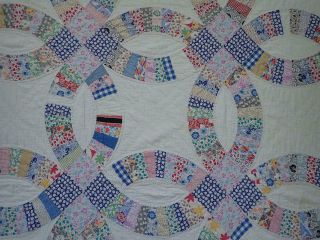 Prints Blue and Yellow VINTAGE 30s Wedding Ring QUILT 72x72 