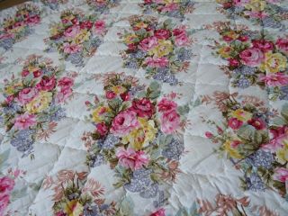 STUNNING EIDERDOWN vintage PADDED QUILT shabby COTTAGE chic CABBAGES & ROSES 7