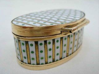 Fine French High Carat Gold & Enamel Decorated Oval Snuff Box Dating Around 1800 12