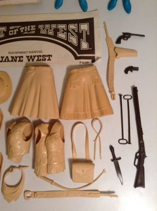 MARX JOHNNY WEST BEST OF THE WEST ACTION FIGURE 100 ACCESSORIES BOX JANE WEST 3