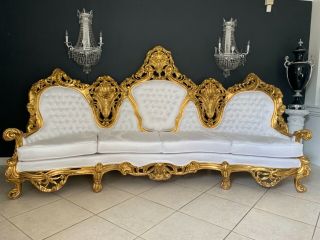 Elegant Victorian Sofa 2